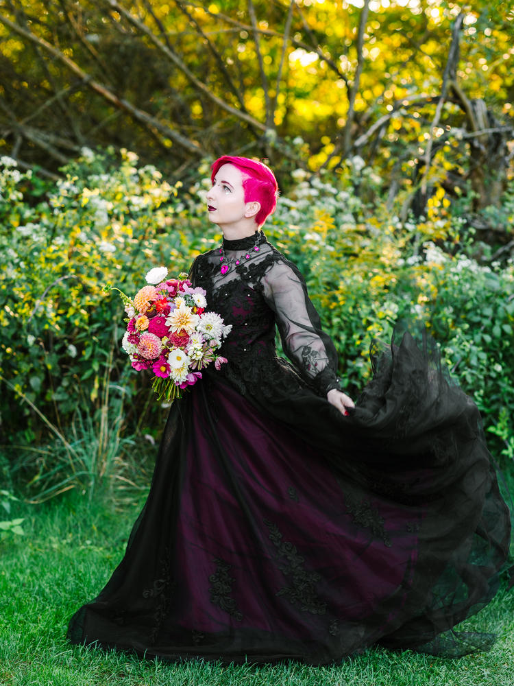 Cocomelody Off The Shoulder Tulle Gothic Black Wedding Dress