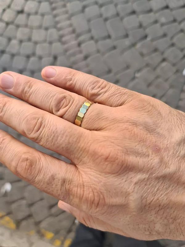 4mm İçi Dolu Petek Altın Alyans 14 Ayar - Customer Photo From Bülent A.