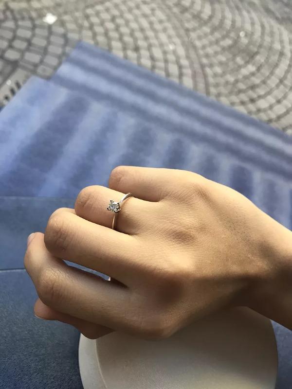 0,23 Karat Altın Pırlanta Yüzük H-VS1 18K - Customer Photo From fida m.