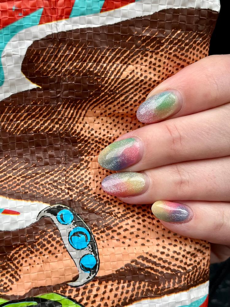 P+ Predator in Pink Gel Polish 10 ml — Light Elegance