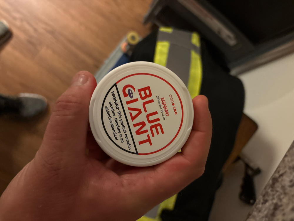 Blue Giant - Raspberry - 3mg - Customer Photo From Ian Pappel