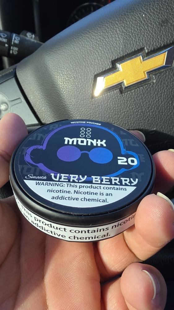 MONK - Very Berry - 20mg - Customer Photo From Myron Frencheater