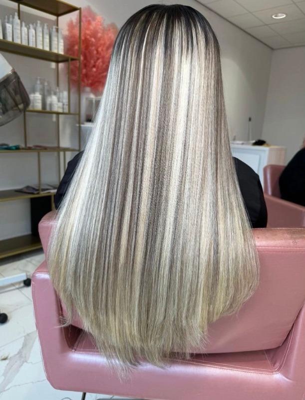 #P2/613 Highlighted Straight Weave Extensions - Customer Photo From Bernice