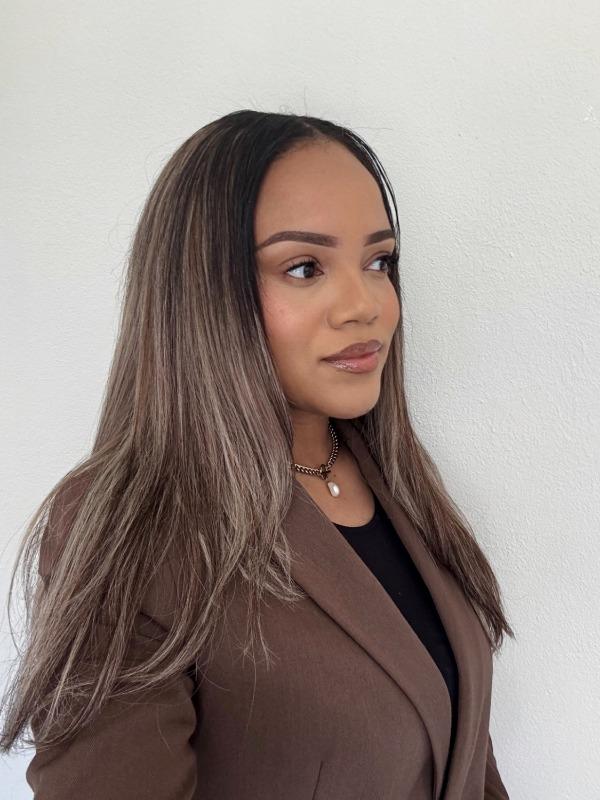 #P2/613 Highlighted Straight Weave Extensions - Customer Photo From Cherelle