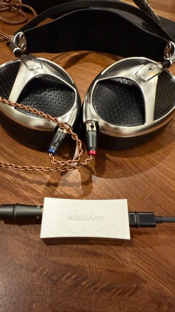 AK HC4 Portable USB DAC