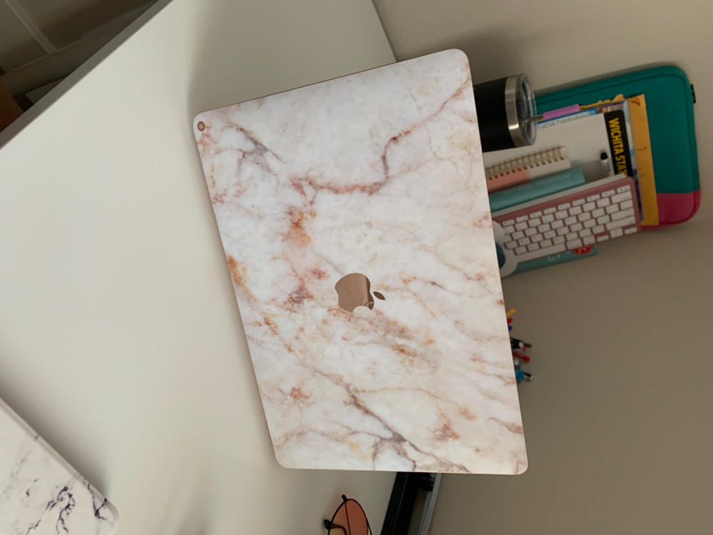 Vanilla Marble (MacBook Skin) - Customer Photo From Anna Marie Kang