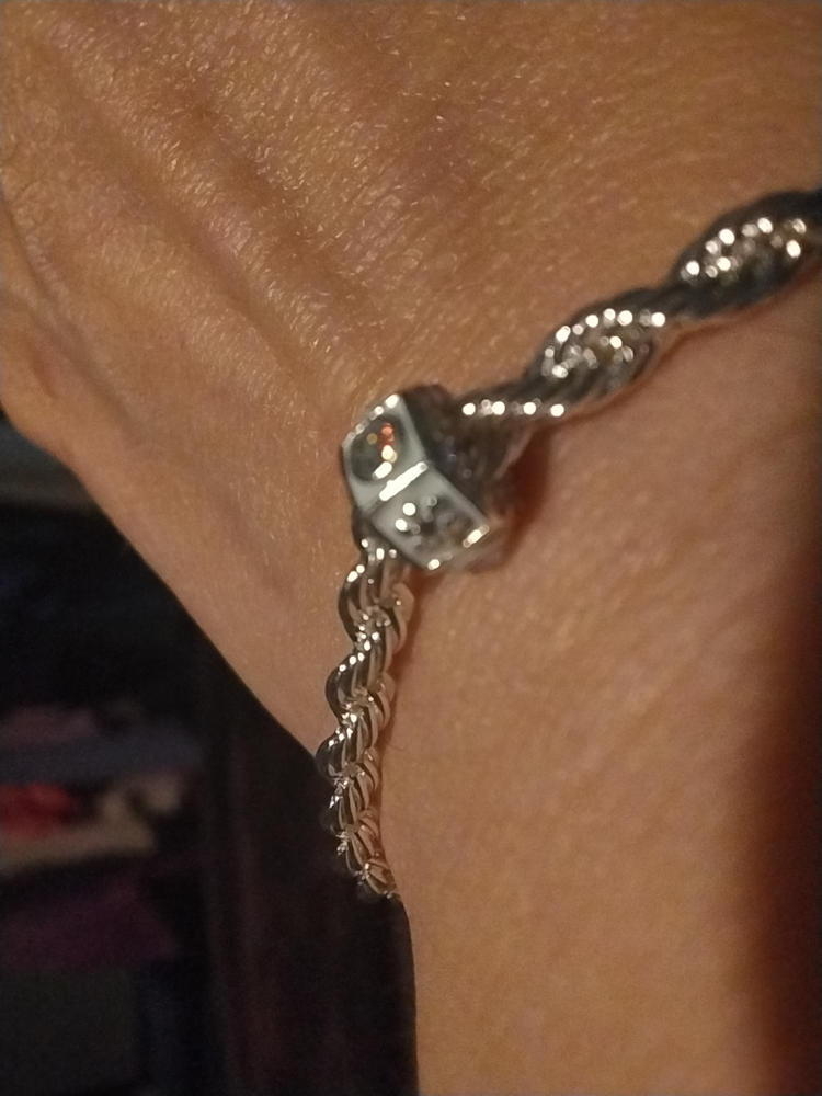 Aquamarine Curb Chain Bracelet, March Birthstone | ALEX AND ANI