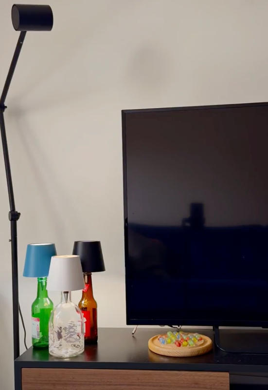 WIRELESS BOTTLE LAMP