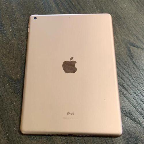 Apple iPad 8th Gen (10.2 inch, Wi-Fi, 128GB) - 2020 - Gold