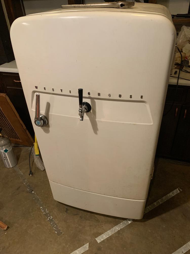 Standard Kegerator Conversion Kit - US Sankey D System - 5lb CO2 Tank - Customer Photo From Craig Searcy