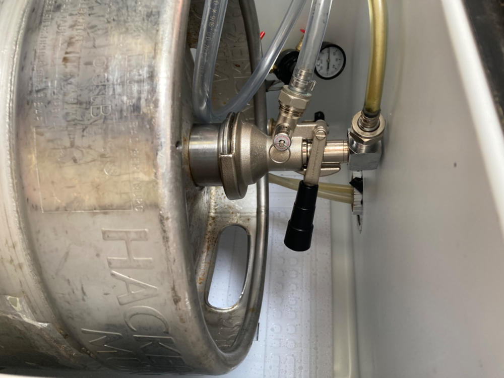 90° Keg Coupler Elbow - 3/8" Bore - Customer Photo From Mark Arning