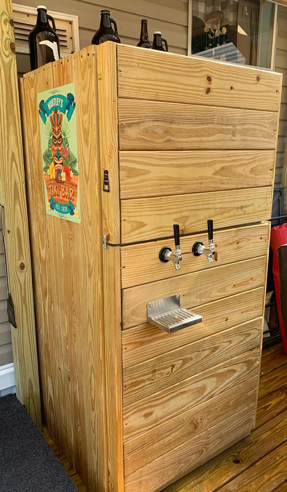 Deluxe Kegerator Conversion Kit - 2 Faucets - US Sankey D System - 5lb CO2 Tank - Customer Photo From Brian Hartley