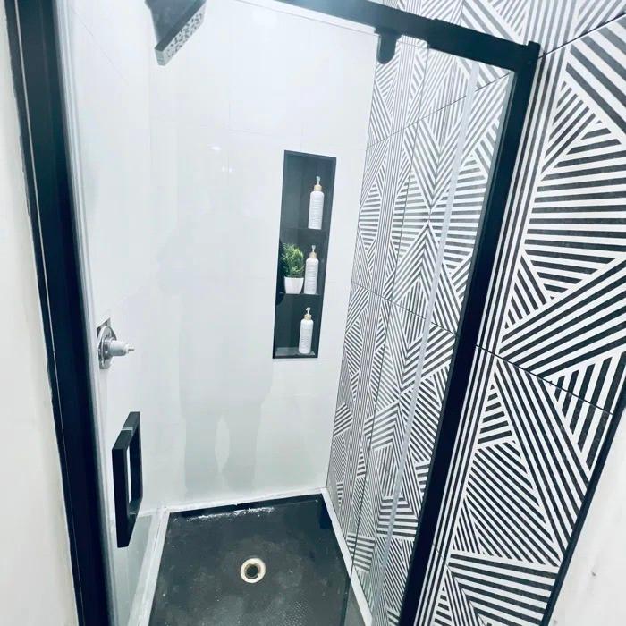 White Shower / Bathtub Niche NS-04 - Customer Photo From Hursh