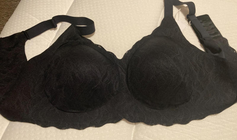 Classic V-Neck Stretch Lace Wireless Seamless Bra - Customer Photo From Ghostgirl423
