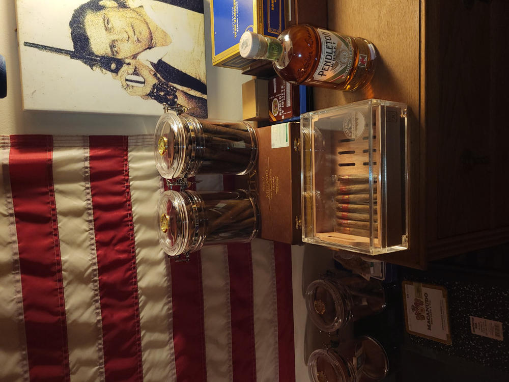 Large Acrylic 75-Cigar Humidor Powered by Boveda - Customer Photo From Mark Helsen