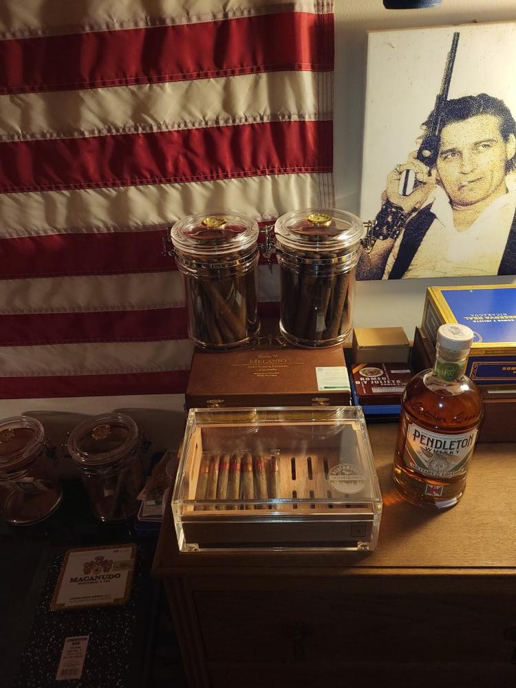 Large Acrylic 75-Cigar Humidor Powered by Boveda - Customer Photo From Mark Helsen
