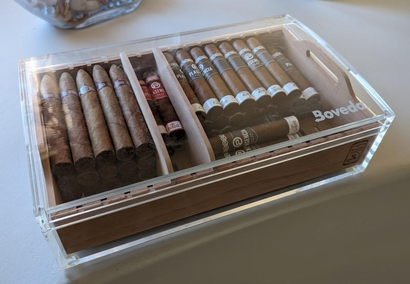 Wood Tray for Boveda Large Acrylic 75-Cigar Humidor - Customer Photo From Viken Bedrossian