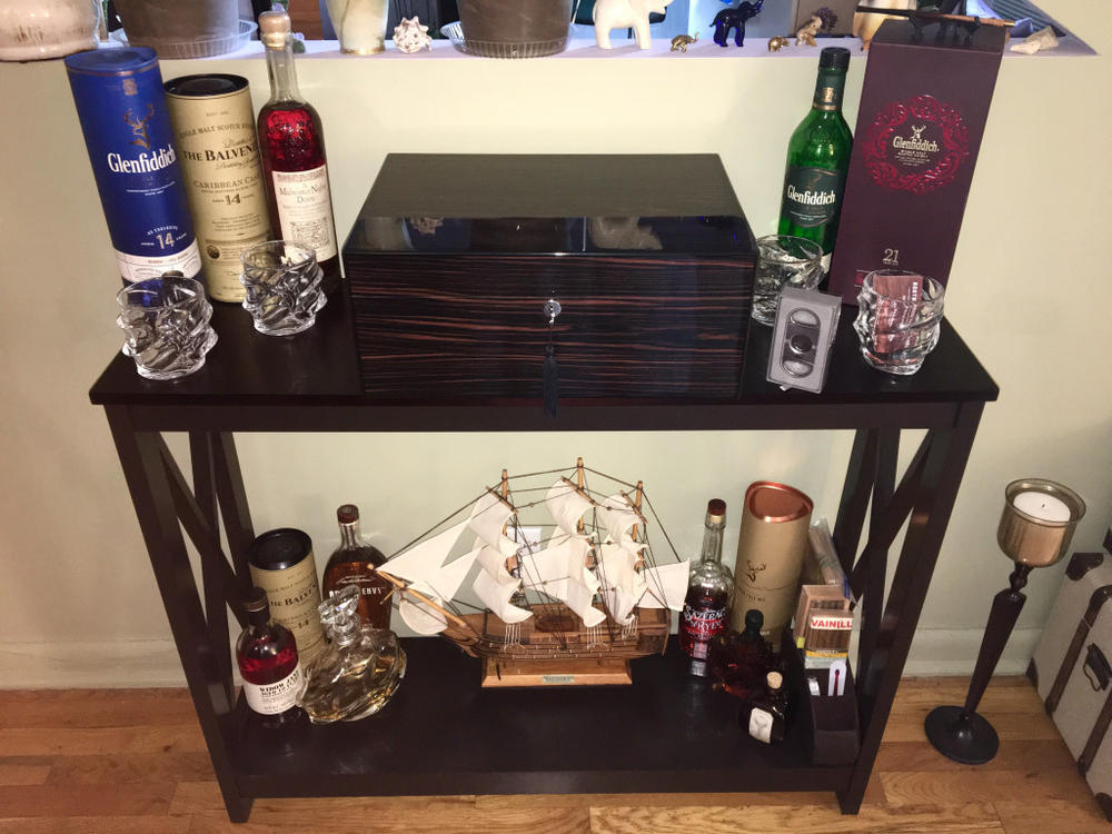 Diamond Crown Alexander 160 Count Humidor - St. James Series - Customer Photo From Guest