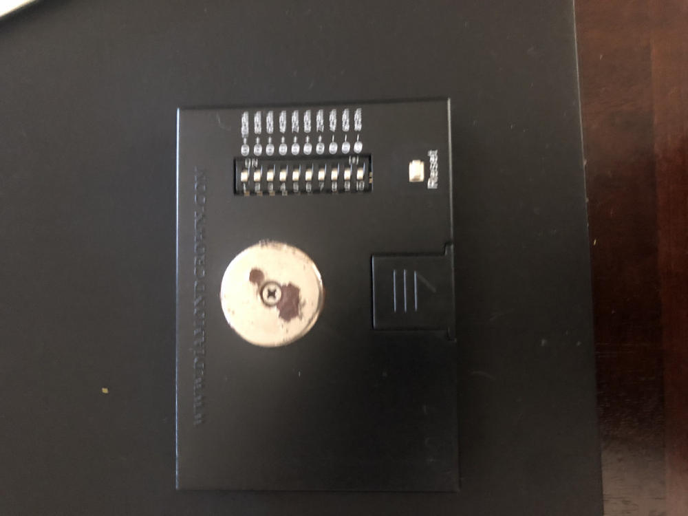 Diamond Crown Alexander 40 Count Humidor - St. James Series - Customer Photo From Elihu Leon