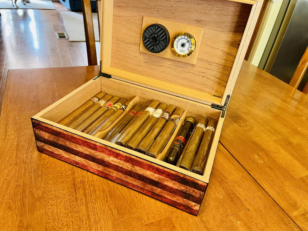 Humidor Supreme Old Glory Desktop Humidor - 25-50 Cigars - Customer Photo From Lucky Sheets