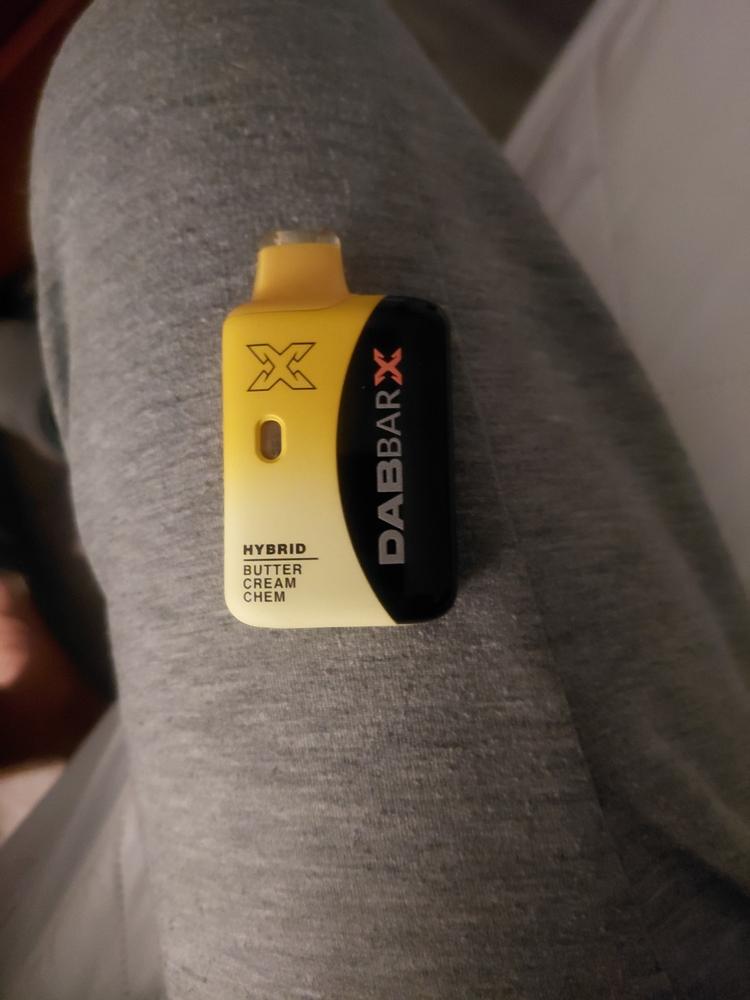 Barra Dab Bar X AIO (2 g) - Crema de Mantequilla Química - Foto del cliente Ricky Jones