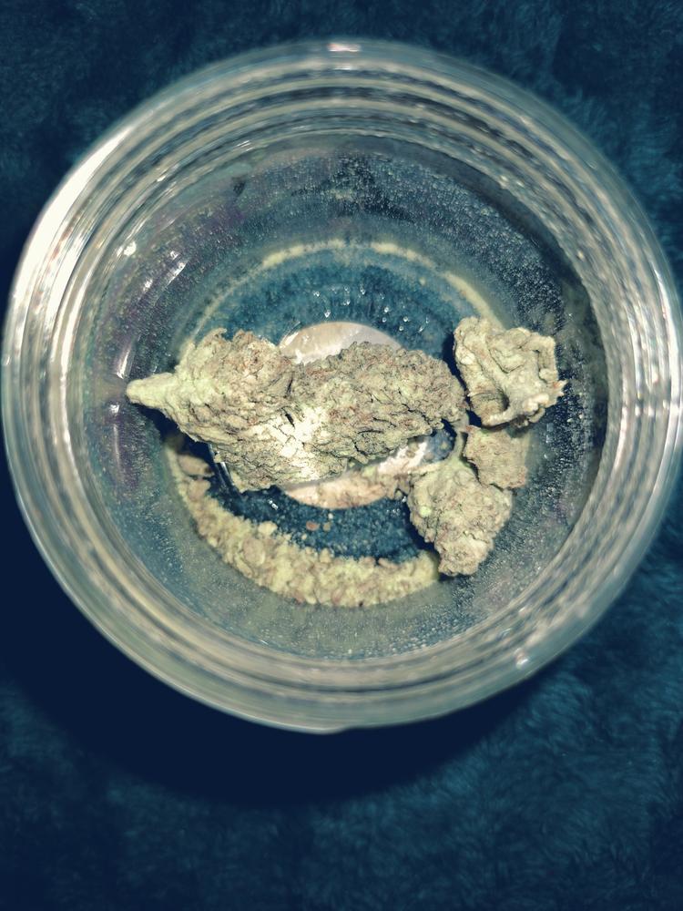Hidden Hills - Rainbow Rocks - Dragon Piss 3.5G - Customer Photo From Paul 