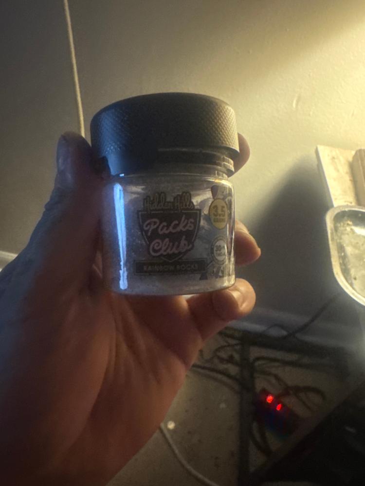 Hidden Hills - Rainbow Rocks - Blue Bomber 3.5G - Customer Photo From Dylan Wysocki 