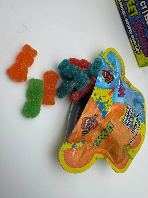 Devour Edibles (1500mg) – Sweet Villains - Customer Photo From Laney Zito