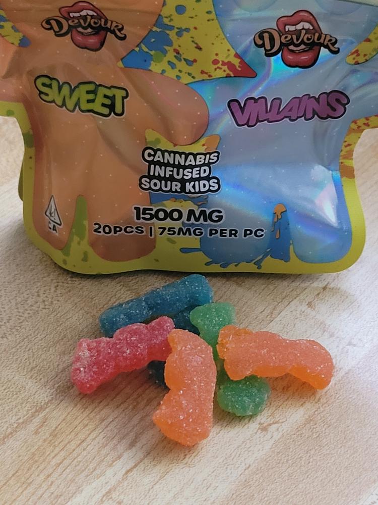 Devour Edibles (1500mg) – Sweet Villains - Customer Photo From Theresa Farr