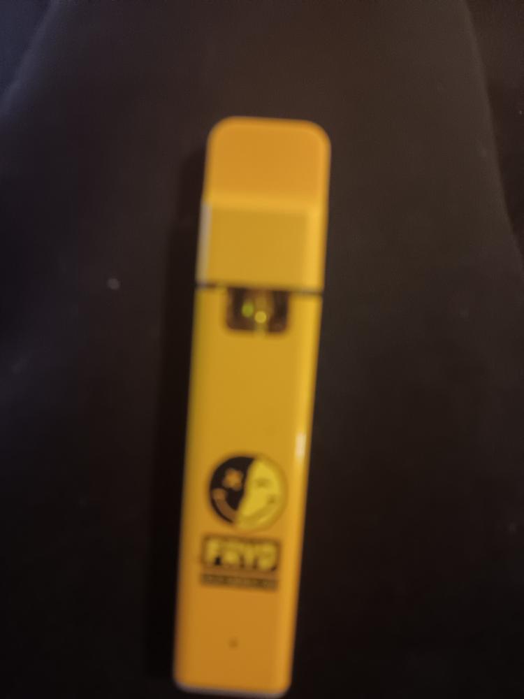Fryd 2g Dispo with Hash Hole - Banana Runtz - Customer Photo From Cody Maris