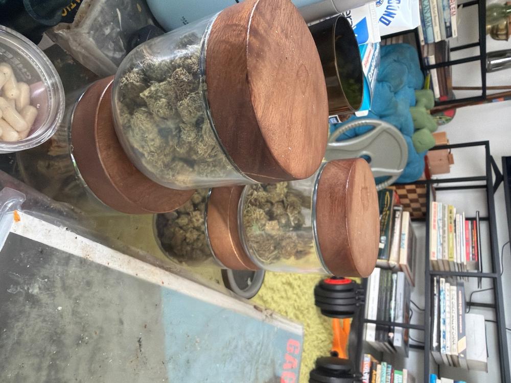 L’Orange - 28 grams - Customer Photo From Brent Dixon