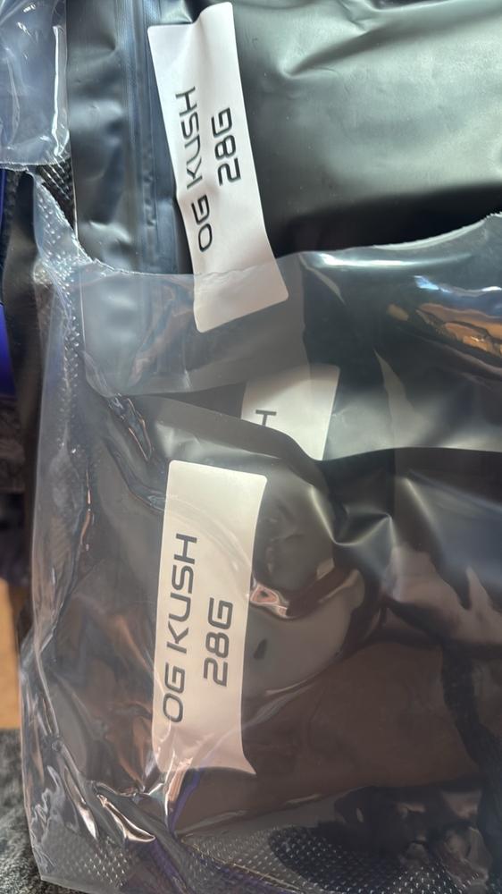 Flower Dept (2.5G) Liquid Diamond Disposable - Tripple Punch - Customer Photo From Eugene Ivon
