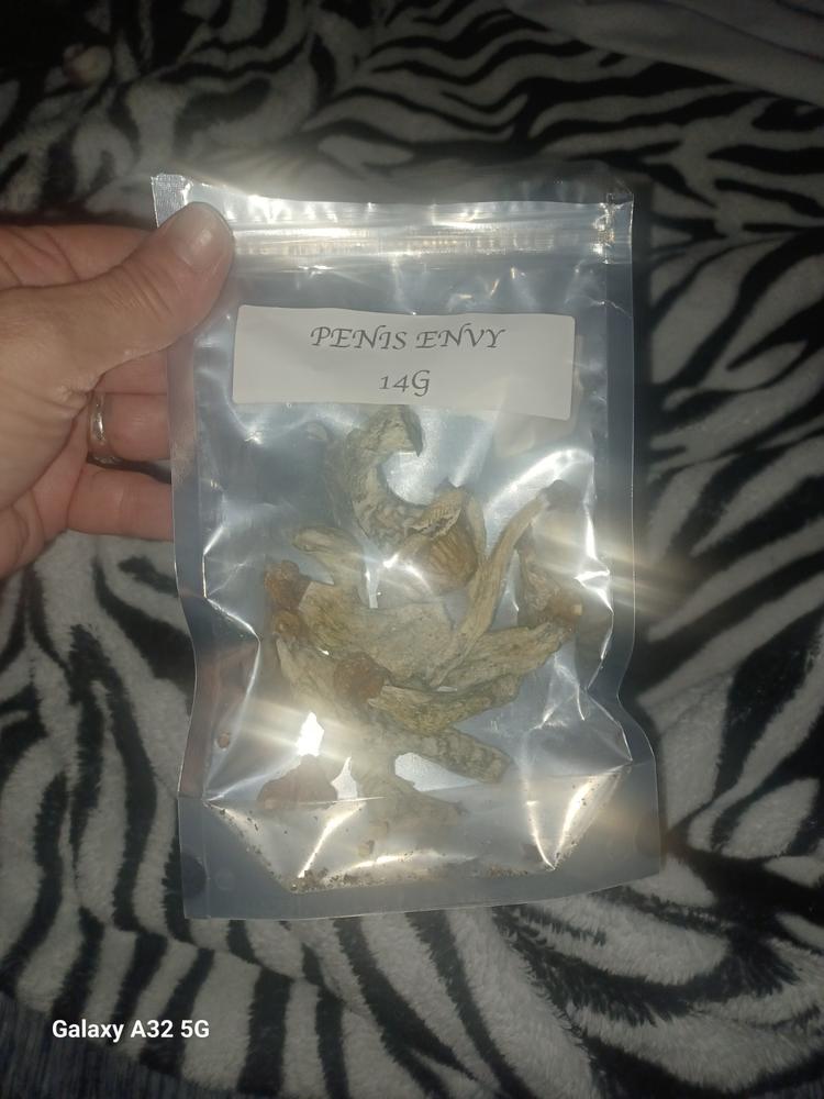 Penis Envy Shrooms - 14 grams - Customer Photo From Linda Brown