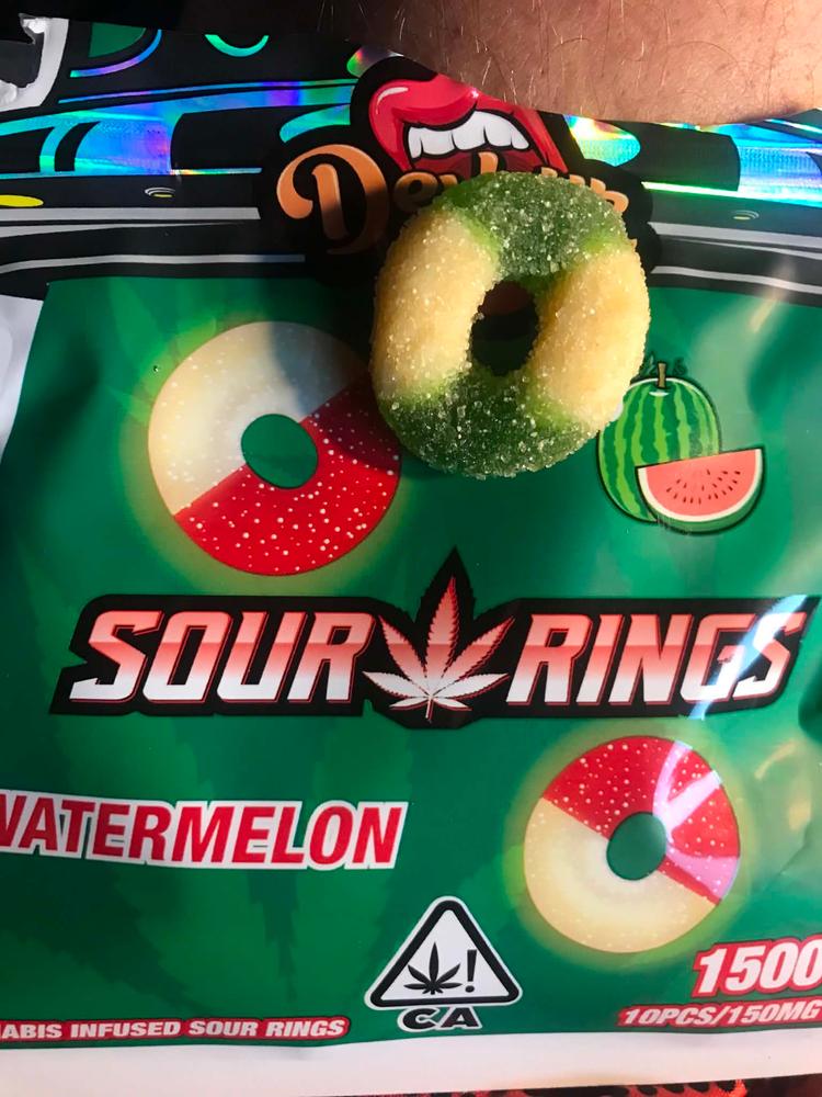 Devour Edibles (1500 mg) – Anillos ácidos de sandía - Foto del cliente Adam