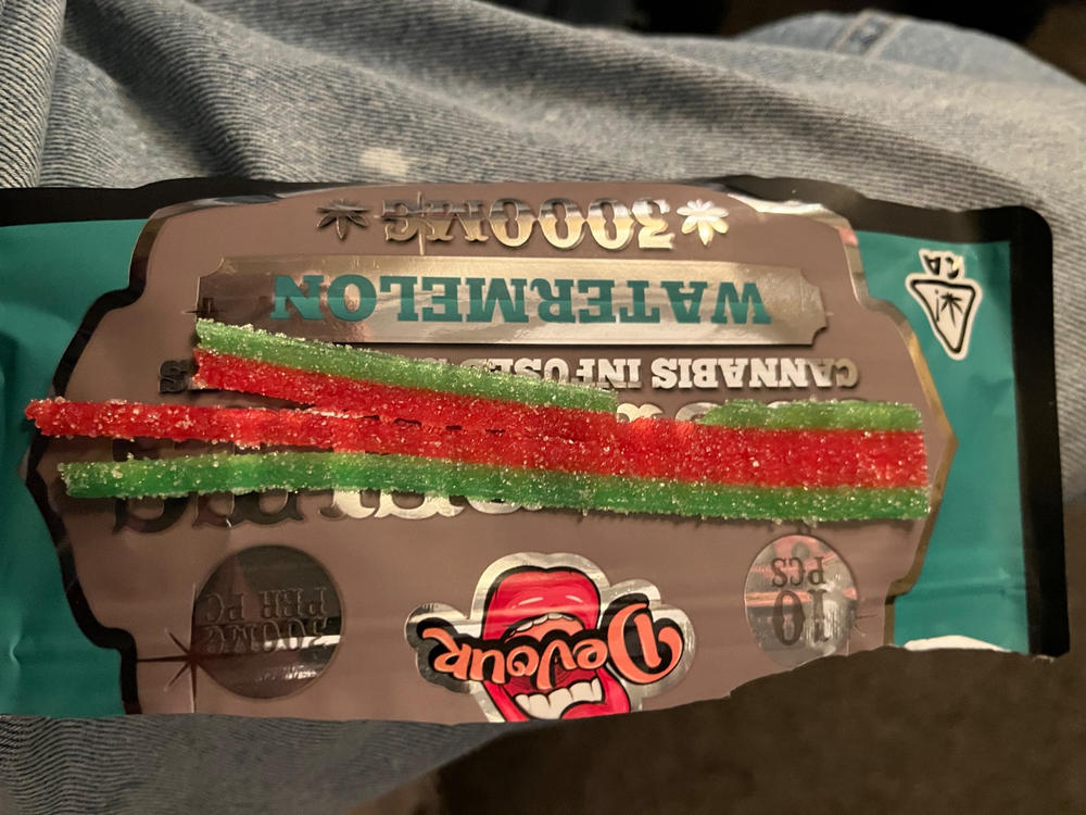 Devour Sour Belts 3000mg - Watermelon - Customer Photo From Steven Pedersen