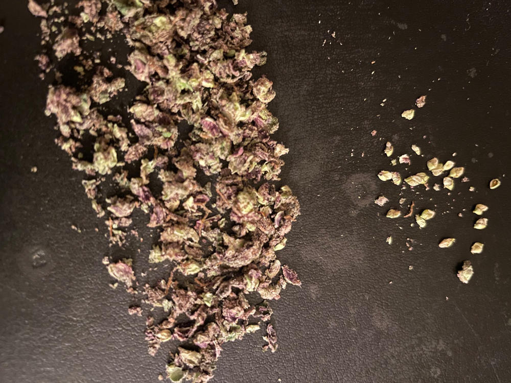 Bubblegum Gushers - 14 grams - Customer Photo From Rhonda Anscombe