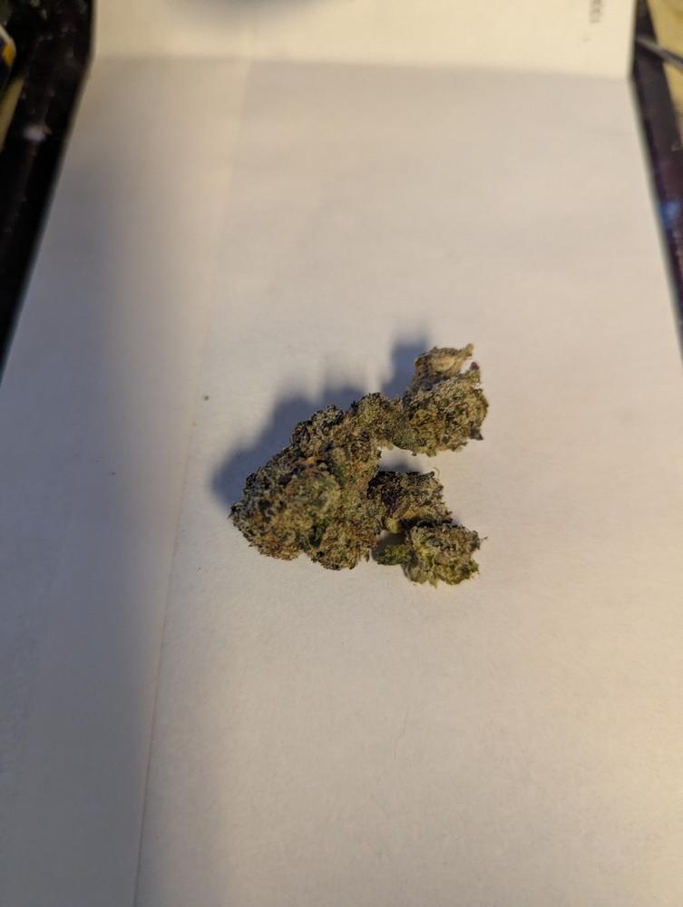 Rose Runtz - 28 grams - Customer Photo From Robert Schaefer