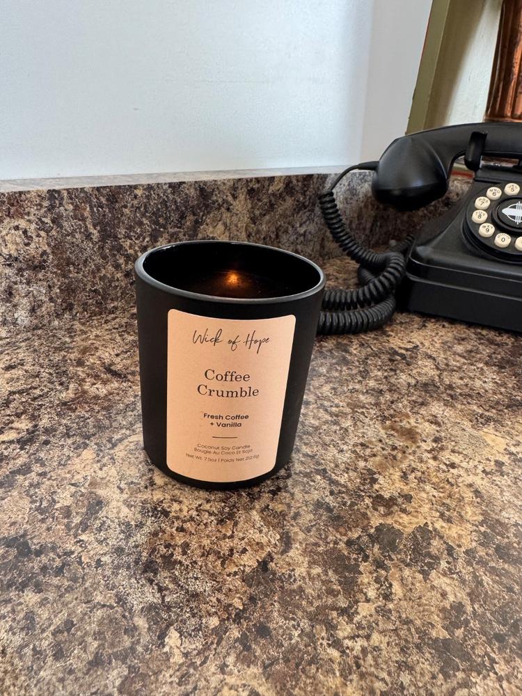 Cozy Spice Embrace Candle | Amber Romance + Vanilla - Customer Photo From Heidi Hodgson