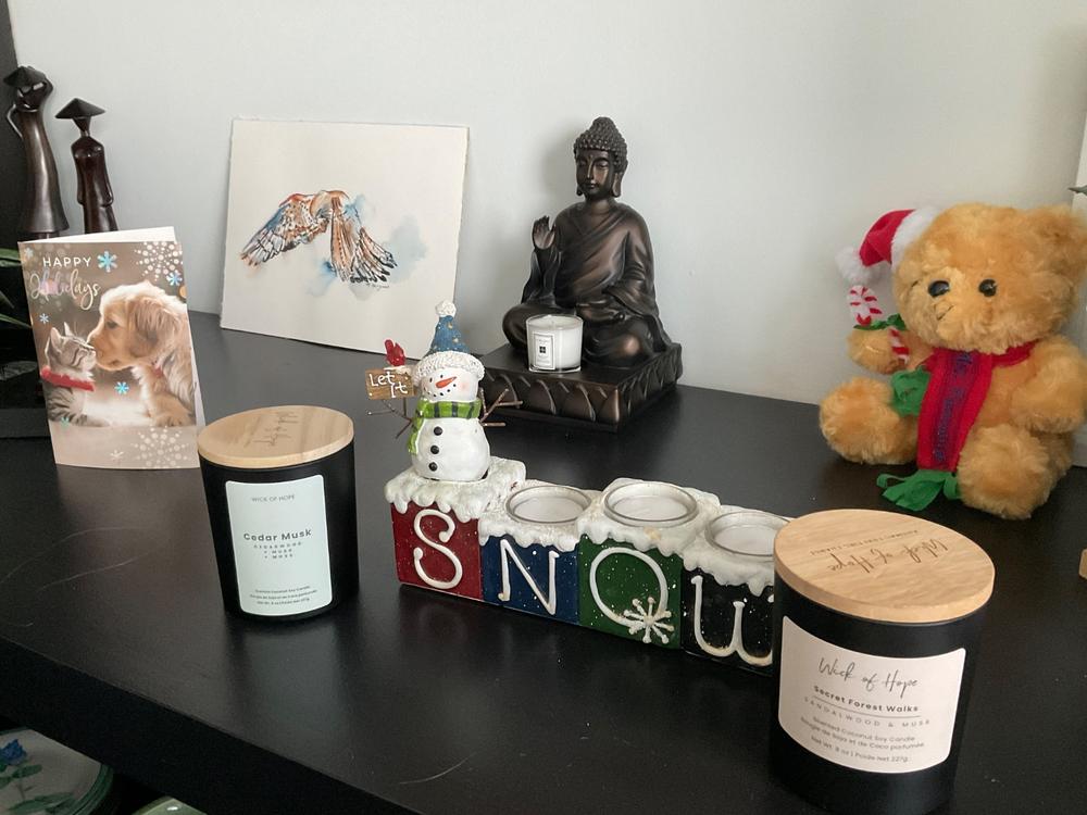 Cedar Musk Candle | Cedarwood + Moss - Customer Photo From Deborah Flemming