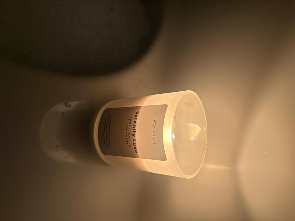 Serenity Luxe Candle | Smoky Woods + Cashmere - Customer Photo From CAROL JOHNSTON