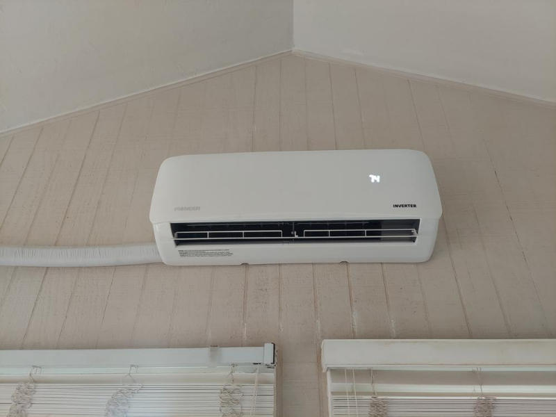 Pioneer® 12,000 BTU 21.4 SEER2 Ductless Mini-Split Inverter+ Air Conditioner Heat Pump System Full Set 230V - Customer Photo From Thomas