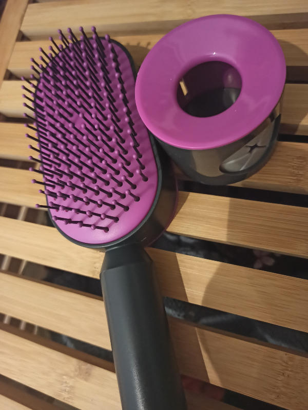 Nivoloo EasyBrush – die innovativste Haarbürste! - Customer Photo From Saskia A.