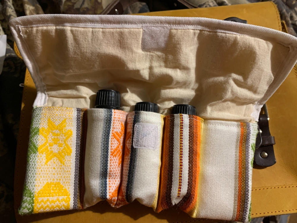 Essential Oil Travel Bag - Customer Photo From Stacy Osborn