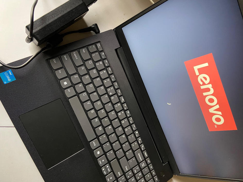 Lenovo V15 G5 IRL 15.6-inch FHD Intel Core i3-1315U 8GB RAM 256GB SSD