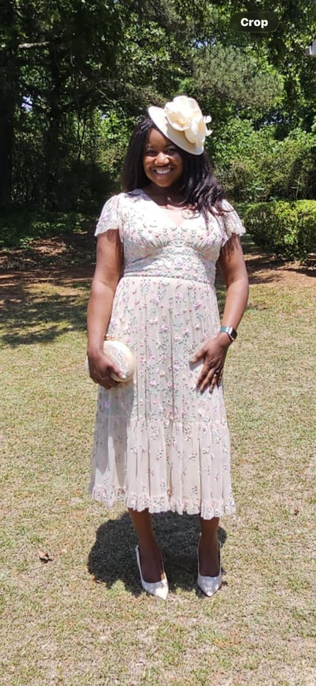 embroidered v neck cap sleeve midi dress Oleg Cassini Floral Embroidered V-Neck Cap Sleeve Midi Dress
