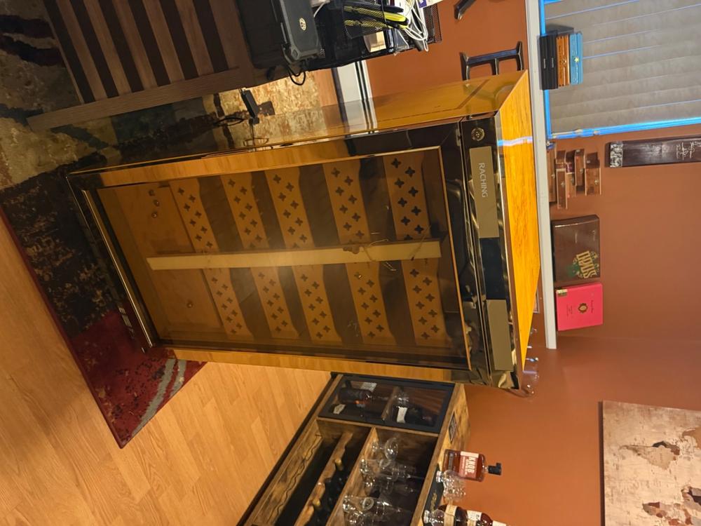 Raching MON1800A Climate Control Gold Burl 1,200-Cigar Electric Humidor - Customer Photo From Giuseppe Russo