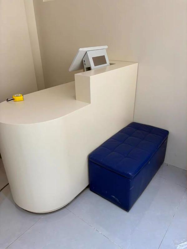 Boutique Checkout Counters - Customer Photo From Daniel Brooks