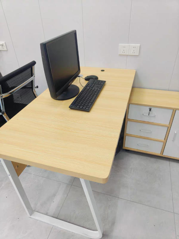 Compact & Simple Computer Desk for Senior Management - Customer Photo From Olivia Thomas