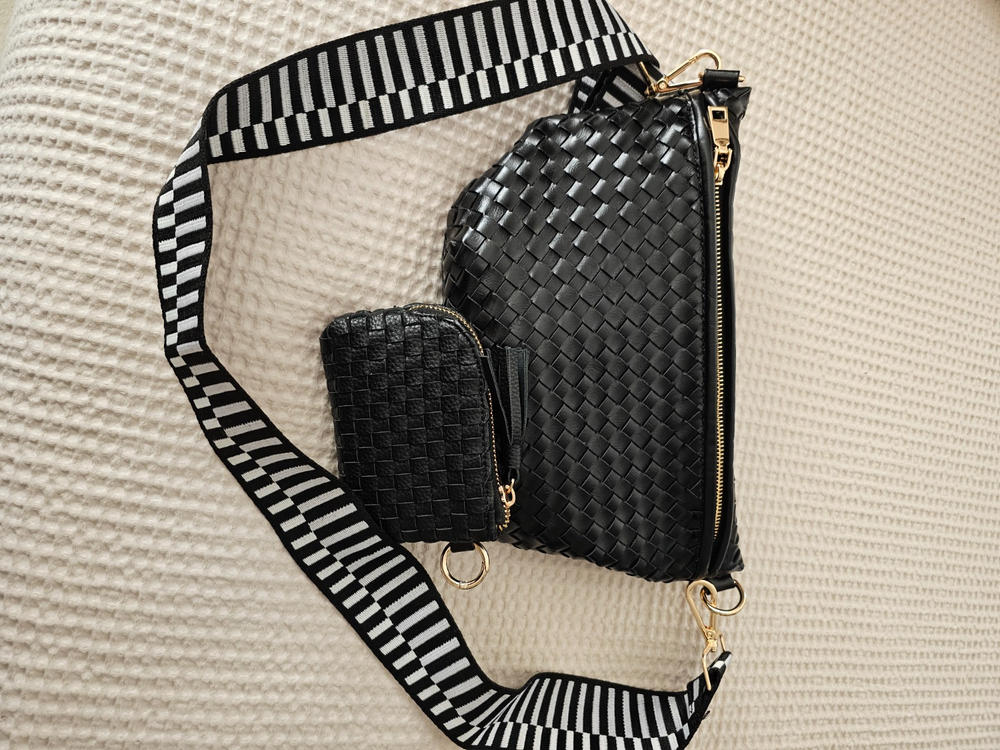 Paris Card Wallet - Customer Photo From Beth Bailey