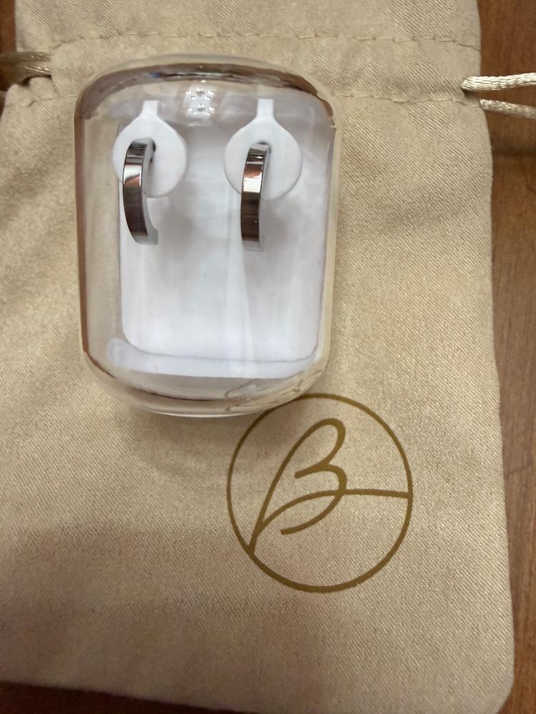 Pendant Plain Curved Earrings - Customer Photo From M.S.